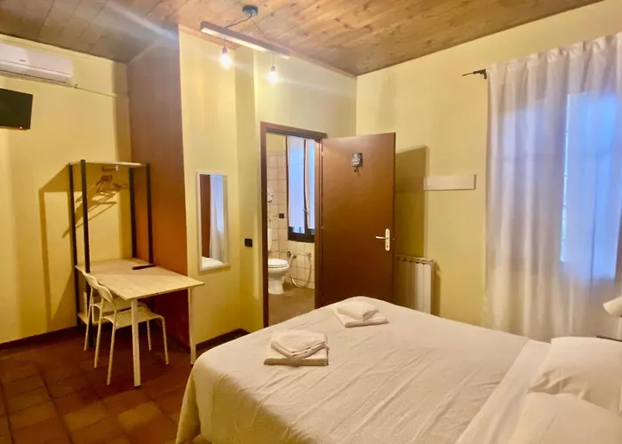 Vallelunga Pensjonat *